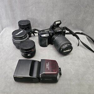 Minolta Maxxum Dynax 3xi 35mm Camera, extra lenses WORKING B1-34